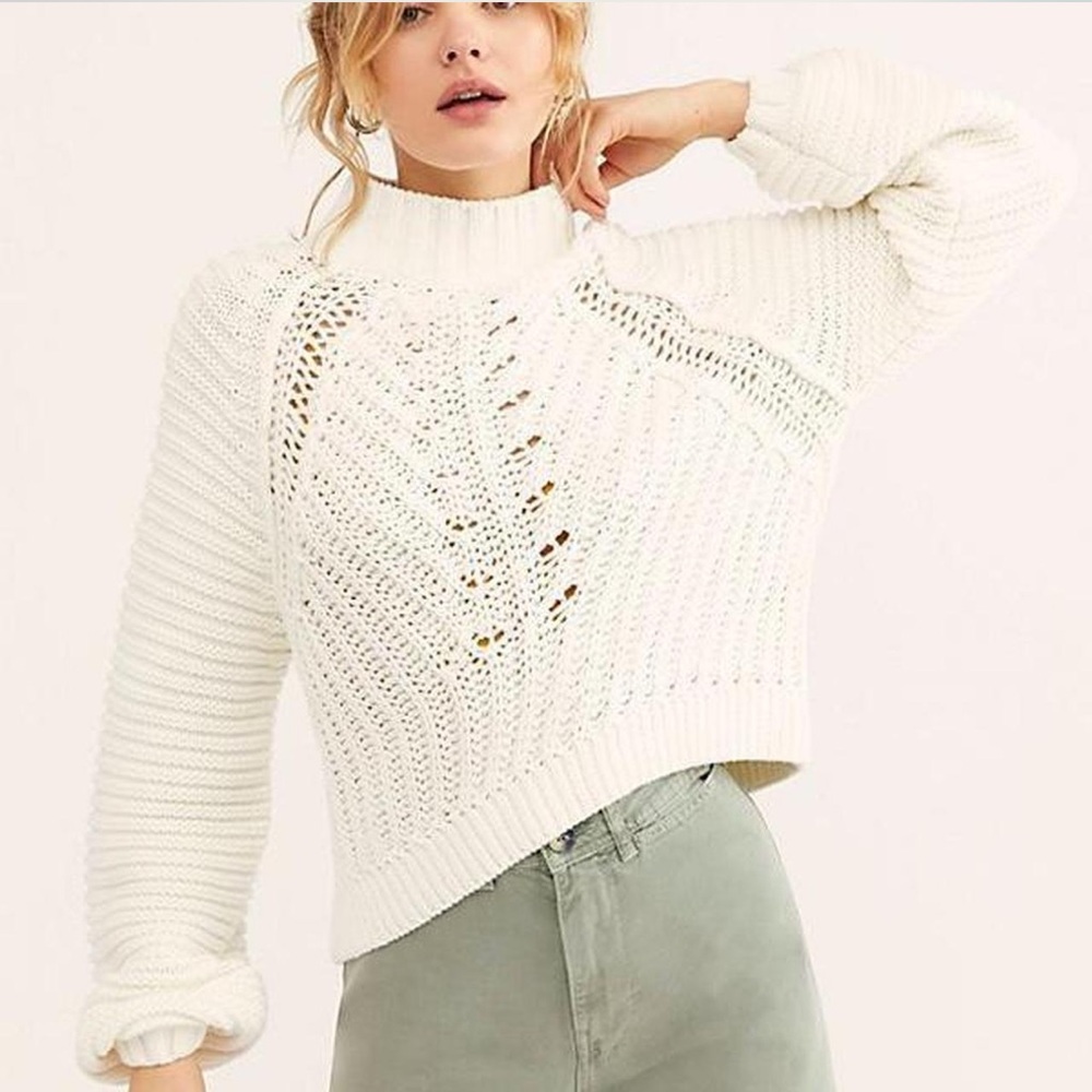 Free People Sweetheart Oversized Chunky Mock Neck Knit Sweater White Small $89